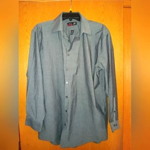 Men's size XL,  J. Ferrar grey  dress shirt
